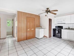 397 D Building 3 Granfield Avenue, Bridgeport CT 06610