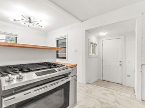238 Larkin Court, Stratford CT 06615