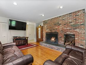 59 Snowberry Lane, New Canaan CT 06840