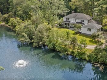 59 Snowberry Lane