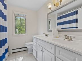 59 Snowberry Lane, New Canaan CT 06840