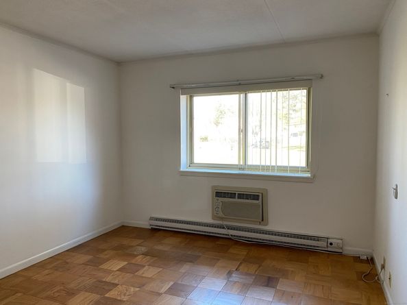 1700 Broadbridge Avenue A16, Stratford CT 06614
