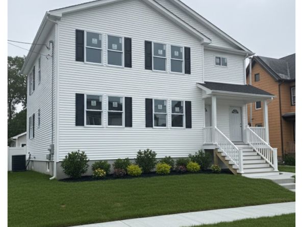 1218 Kossuth Street, Bridgeport CT 06608