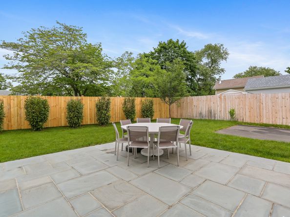 60 Eleanor Terrace, Fairfield CT 06824