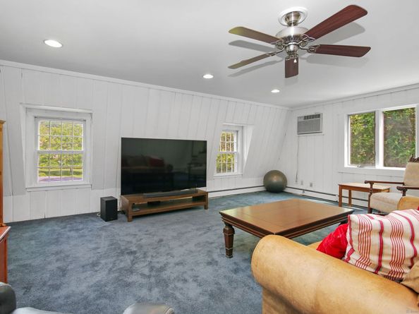 63 Pipers Hill Road, Wilton CT 06897
