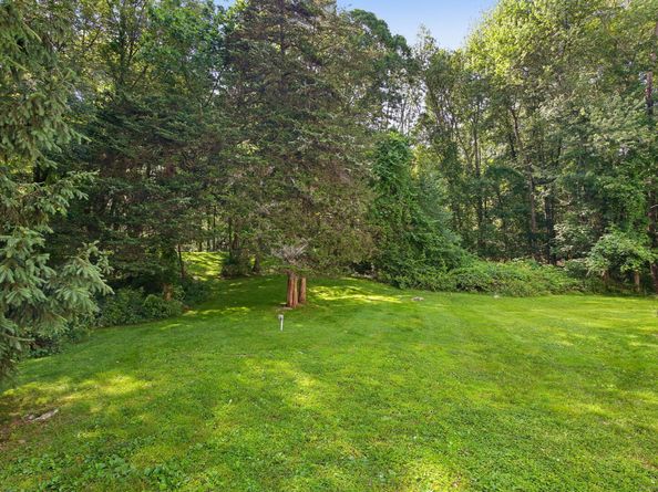 63 Pipers Hill Road, Wilton CT 06897