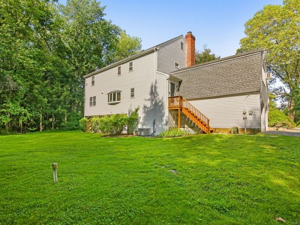 63 Pipers Hill Road, Wilton CT 06897