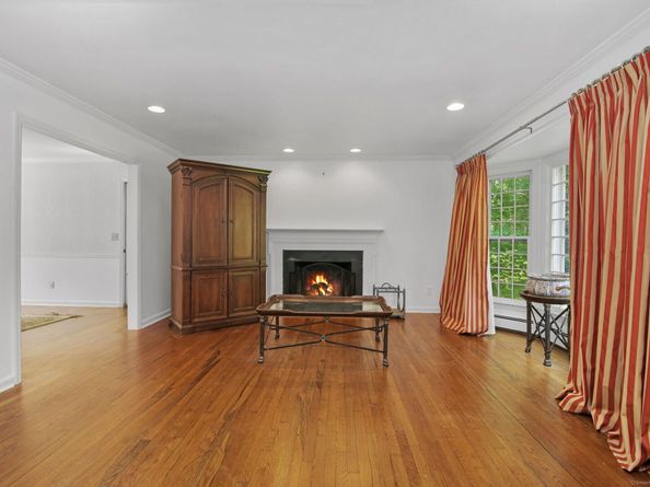 63 Pipers Hill Road, Wilton CT 06897