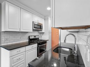 2370 North Avenue 7C, Bridgeport CT 06604