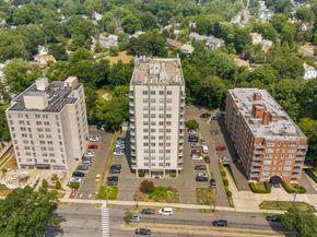 2370 North Avenue 7C, Bridgeport CT 06604