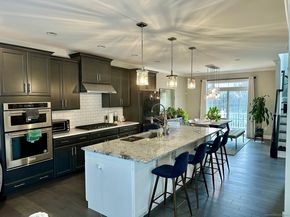 61 Brentwood Circle 66, Danbury CT 06810