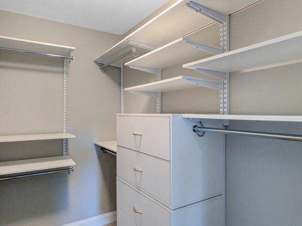 61 Brentwood Circle 66, Danbury CT 06810