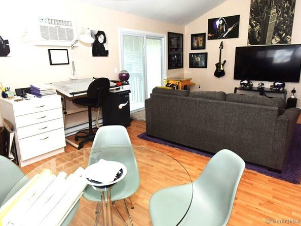 8 Crown Avenue, Norwalk CT 06854