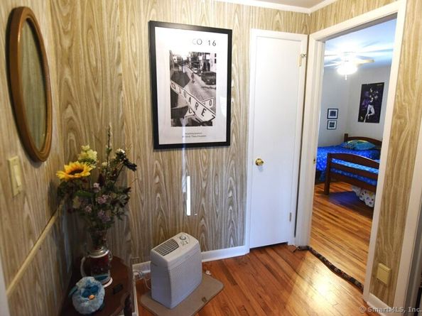 8 Crown Avenue, Norwalk CT 06854
