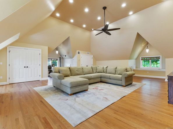 2 Longwood Drive, Redding CT 06896
