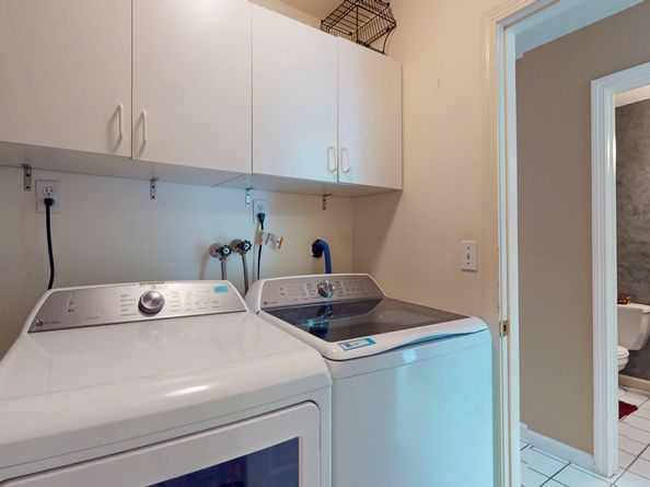 50 Katherine Court 50, Shelton CT 06484