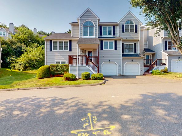 50 Katherine Court 50, Shelton CT 06484