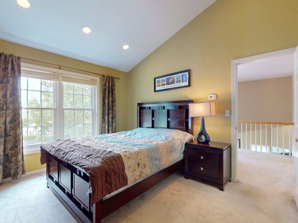 50 Katherine Court 50, Shelton CT 06484
