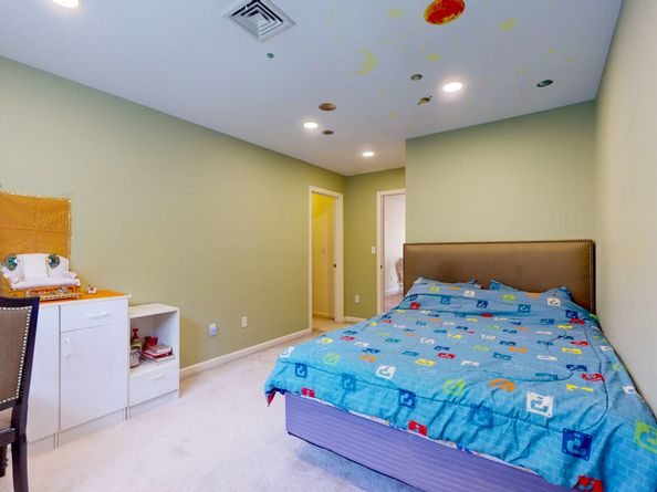 50 Katherine Court 50, Shelton CT 06484