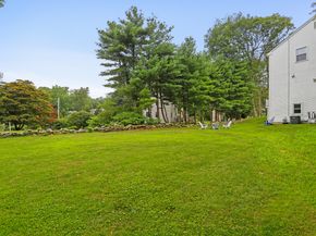 21 October Lane, Trumbull CT 06611