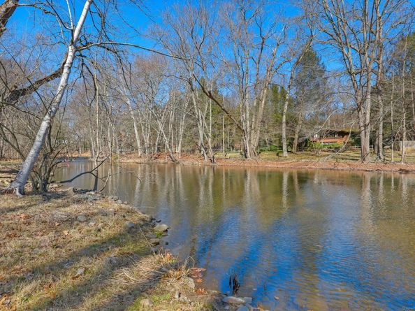 17 Huckleberry Lane, Weston CT 06883