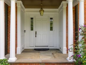 650 Laurel Road, New Canaan CT 06840