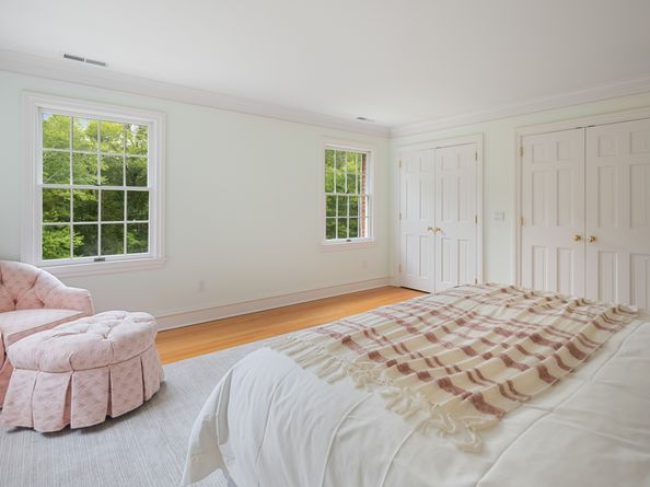 650 Laurel Road, New Canaan CT 06840
