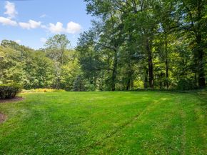 650 Laurel Road, New Canaan CT 06840