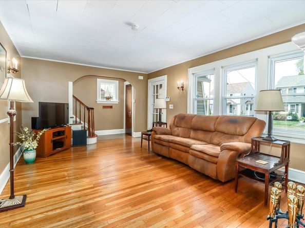 525 Wilcoxson Avenue, Stratford CT 06614