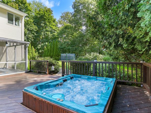 3 Lancaster Drive, Norwalk CT 06850