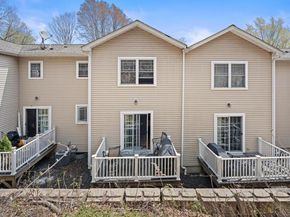 68 Stetson Place 68, Danbury CT 06811