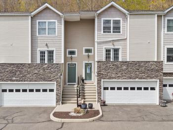 68 Stetson Place