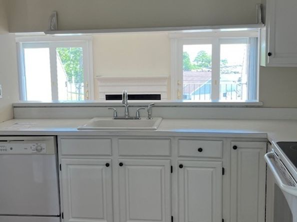 48 Bywater Lane 48, Bridgeport CT 06605