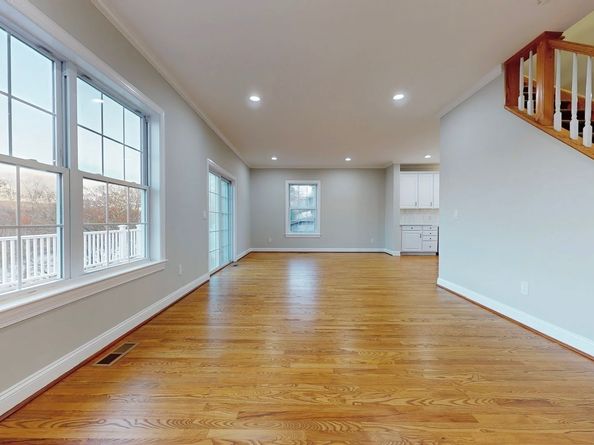 112 River Road, Shelton CT 06484