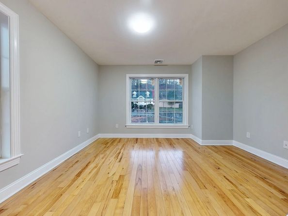 112 River Road, Shelton CT 06484