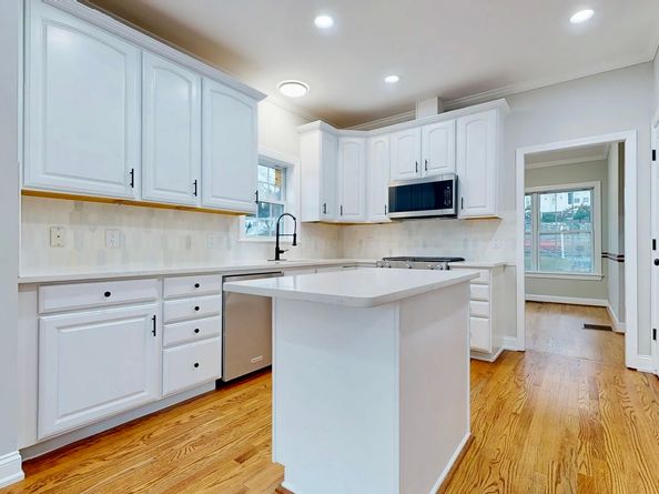 112 River Road, Shelton CT 06484