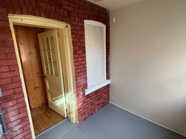 554 Brewster Street 4, Bridgeport CT 06605