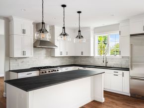 6 Walnut Ridge Court, Stamford CT 06905