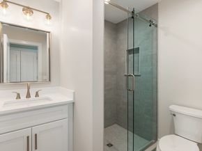 6 Walnut Ridge Court, Stamford CT 06905