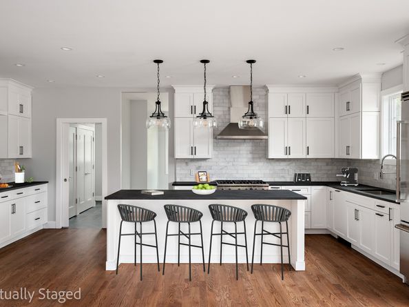 6 Walnut Ridge Court, Stamford CT 06905