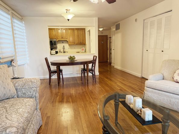 160 Fairfield Woods Road APT 35, Fairfield CT 06825