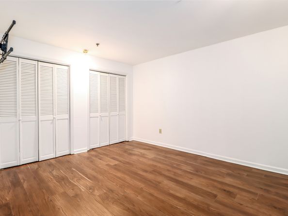 27 Rollingwood Drive 27, Brookfield CT 06804