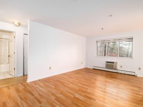 27 Rollingwood Drive 27, Brookfield CT 06804