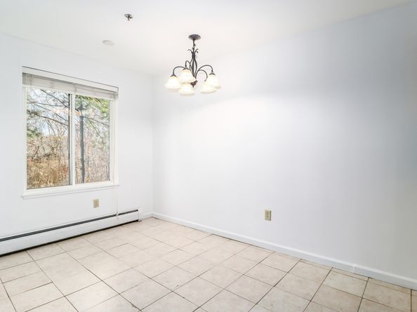 27 Rollingwood Drive 27, Brookfield CT 06804