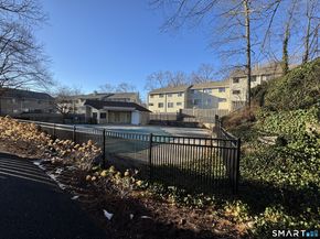 206 Sunrise Hill Road 206, Norwalk CT 06851