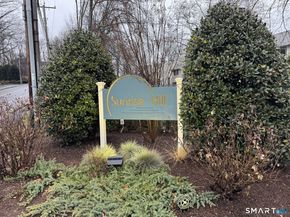 206 Sunrise Hill Road 206, Norwalk CT 06851