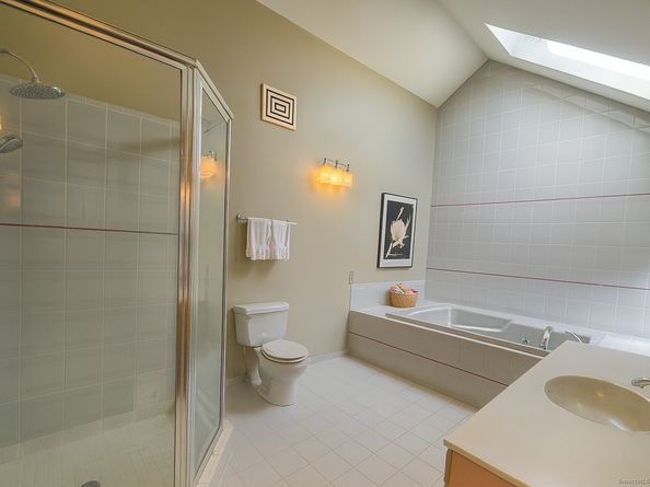 33 Walnut Tree Hill Road, Shelton CT 06484