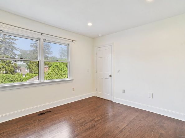 50 Harrison Avenue, New Canaan CT 06840