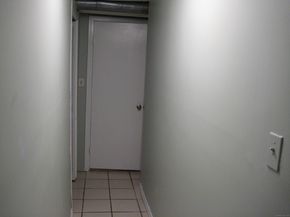 90 Tom Thumb Street, Bridgeport CT 06606