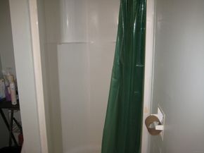 90 Tom Thumb Street, Bridgeport CT 06606